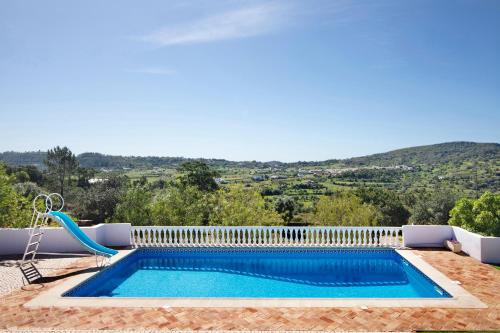 Sao Bartolomeu de Messines Villa | Discover Casa Noah: Family-Friendly Retreat with Pool Access