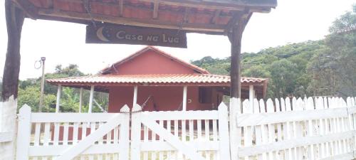 Sao Thome das Letras Cabin | Pet-Friendly Casa na Lua: Guest Rated 10/10 Awaits You