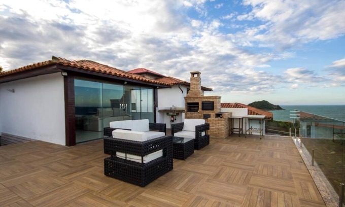 Rasa House | Oceanfront Casa na Praia in Búzios with Pool & Hot Tub