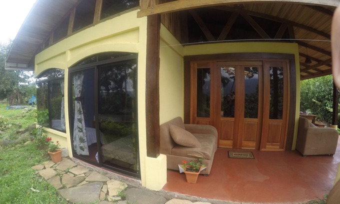 Bijagua House | Unforgettable Stay at Casa Natural - Rated 10/10!