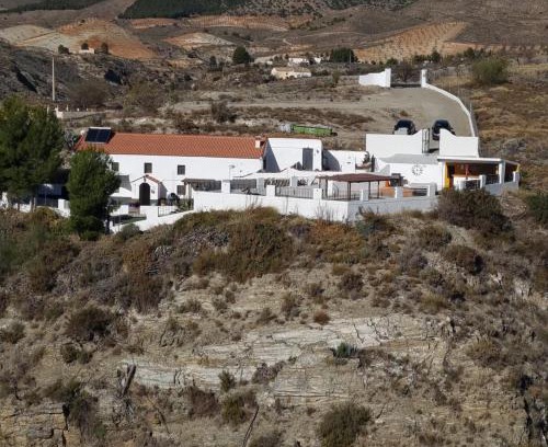 Locaiba Apartment | Casa Naturista Con Vistas: Relax by the Oceanfront Pool