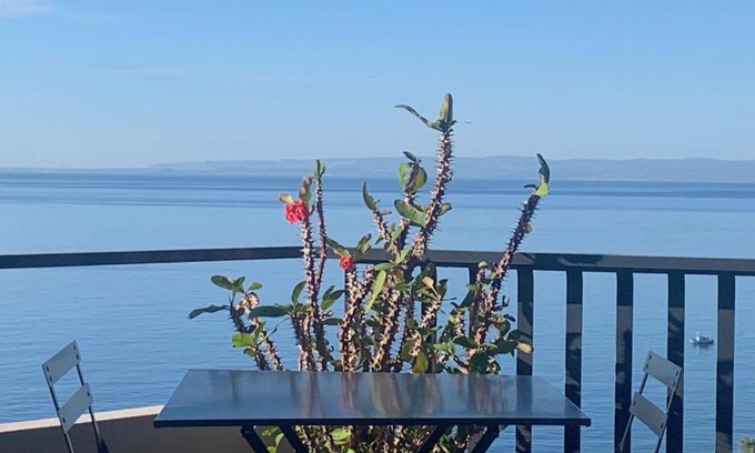Aci Trezza House | Family-Friendly Casa Nausica: Guest Rated 10/10 Experience