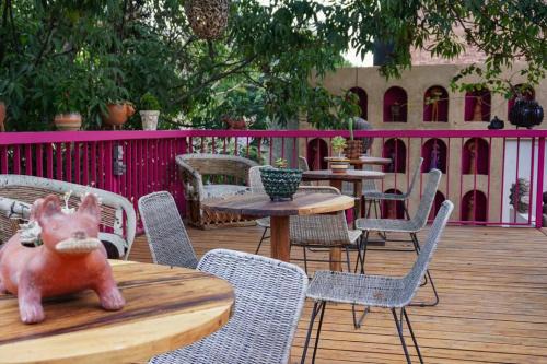 Financial District House | Family-Friendly Retreat at Casa Nawuales Guadalajara