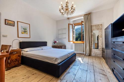 Sella Giudicarie Apartment | Discover Casa nel Borgo Iris: Family & Pet-Friendly Retreat