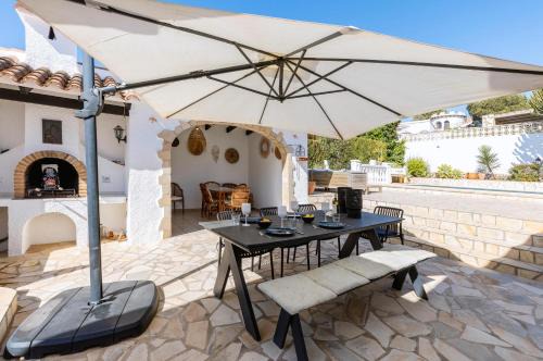 Balcon del Mar House | Ideal Family Retreat at Casa Nero with Pool & High Ratings