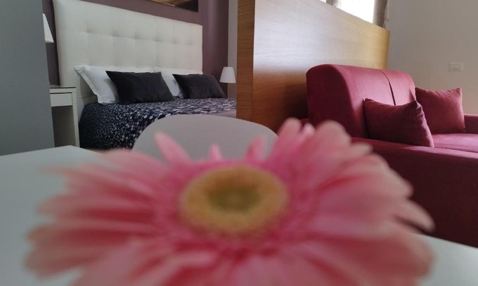 Castelbuono Apartment | Casa Nicole: Pet-Friendly Retreat with High Guest Ratings