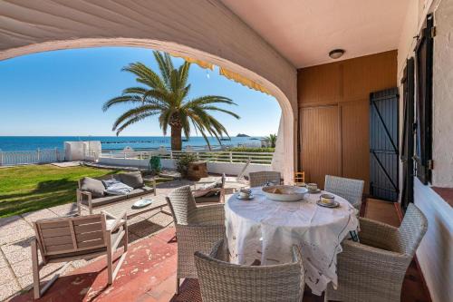 Sarroch Apartment | Family-Friendly Retreat at Casa Nicole - Rated 9/10 by Guests