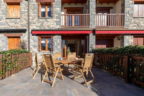 Villanua Apartment | Casa Nieves: Oceanfront Retreat with Exceptional Reviews
