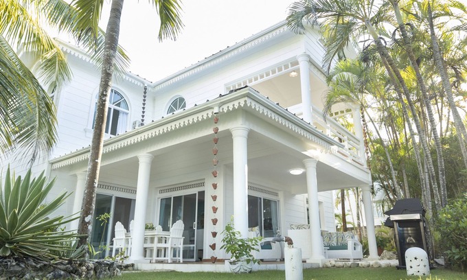 Playa Chiquita Villa | Unwind at Casa Nina Oceanfront Villa in Beautiful Sosua
