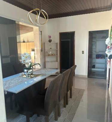 Cananeia Apartment | Central Casa: Ideal Family Retreat in the Heart of Town