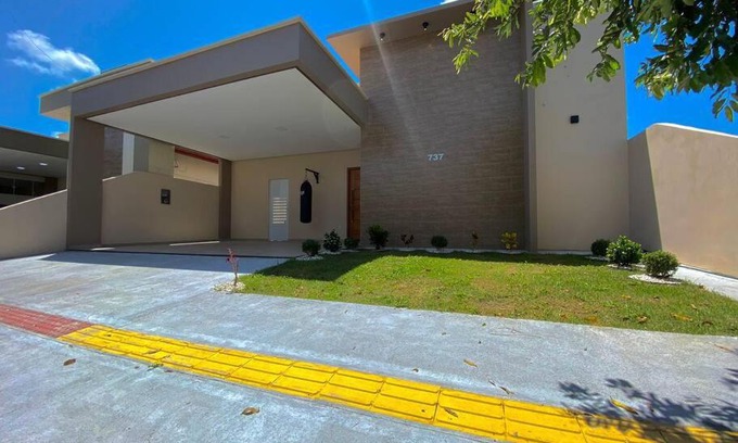 Macapa House | Pet-Friendly Retreat at Casa no Condomínio Jardim Europa