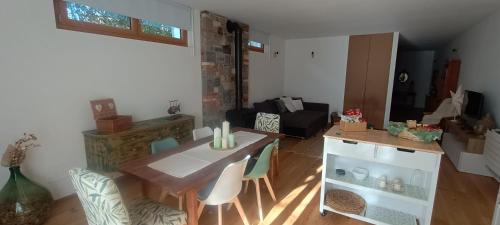 Gemonio Apartment | Cozy Casa Noa with Private Garden for Family Getaways
