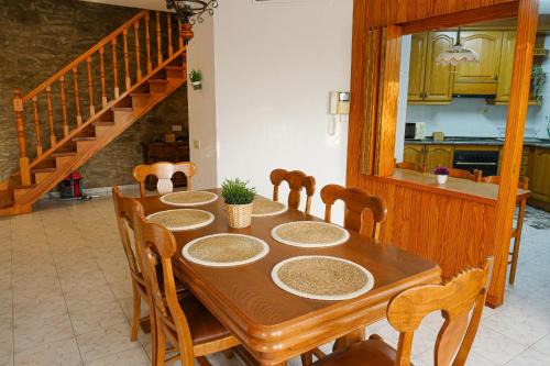 Vilamitjana House | Discover Casa Nova: Scenic Views in Vilamitjana Awaits