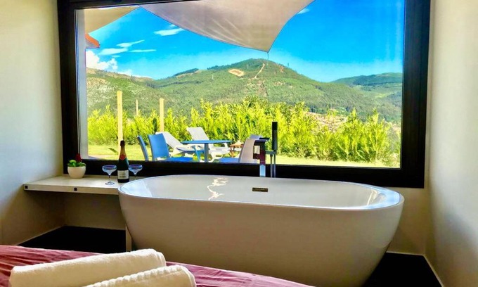 Mos House | Escape to Casa Nueva de Vigo with Hot Tub & Ocean View