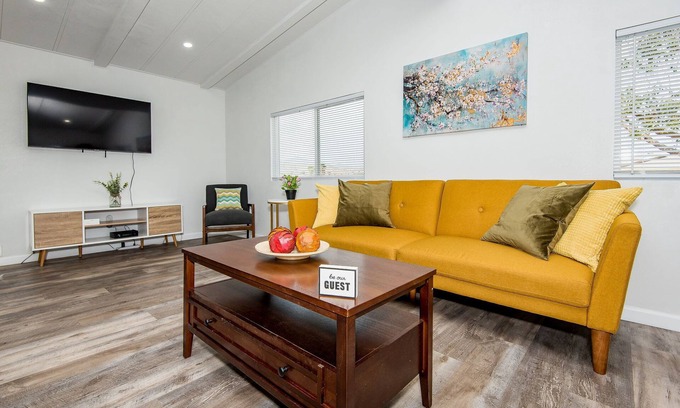 Holiday Shores House | Discover Casa Oasis: Perfect Getaway Near Colorado River