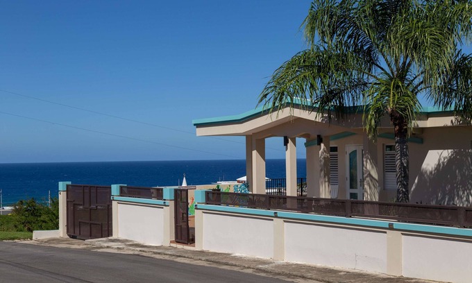 Hato Abajo House | Top-Rated Casa Ocean Breeze PR with Spa & Breakfast