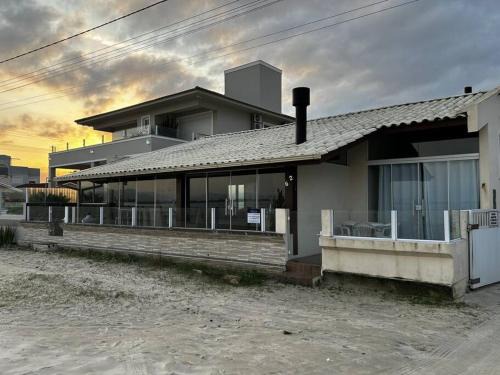 Ponta do Papagaio House | Casa Ocean Pé na areia