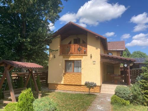 Tirnaveni Apartment | Oceanfront Casa Odihnei Villa & Tiny-House - Rated 9.3/10