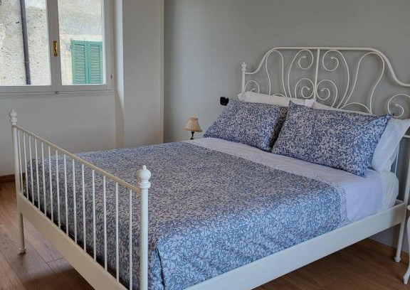 Bolzano Novarese Apartment | Casa Onorina: Family-Friendly Stay at Lago d'Orta