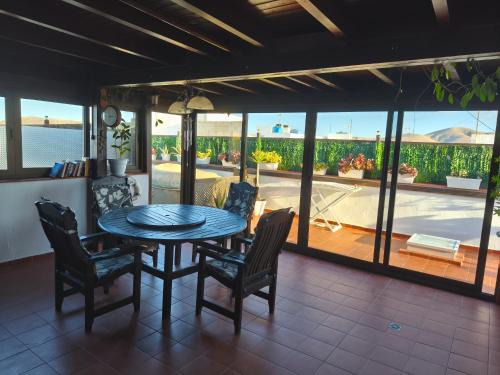 El Cotillo Apartment | Oceanfront Bliss at Casa Orymar - Rated 9.4/10 by Guests