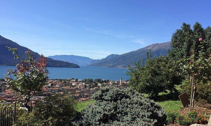 Vercana House | Casa Osmanto: Cozy Lake Como Apartment with Free Wi-Fi