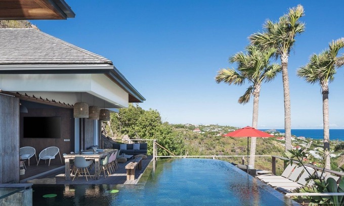 Vitet Villa | Casa Pablo: Oceanfront Retreat with Private Pool & Spa