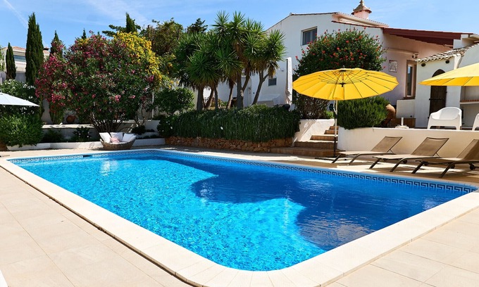 Pata de Cima Villa | Discover Casa Palmeira: Enchanting Private Oasis Awaits