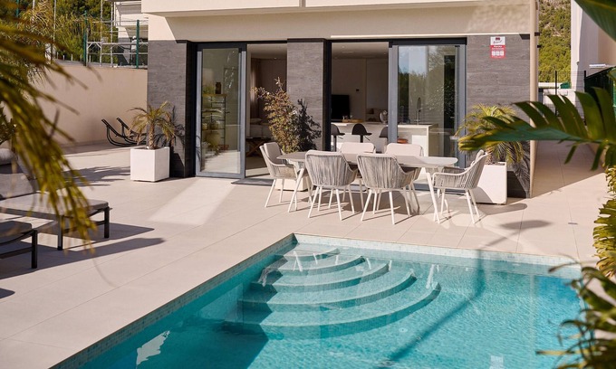 Polop Villa | Relax at Casa Palmera in Polop, Costa Blanca - Pool & Ocean Views
