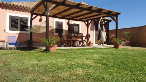 Noto House | Discover CASA PAOLO with Oceanfront Views and High Ratings