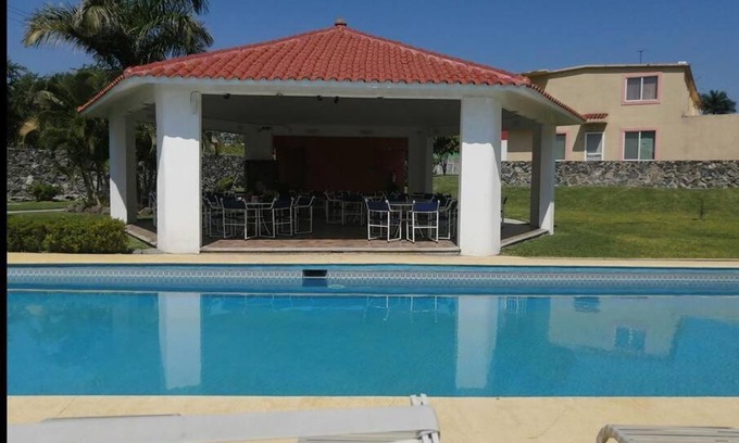 Xochitepec House | Discover Casa Paor Xochitepec: Pet-Friendly Retreat