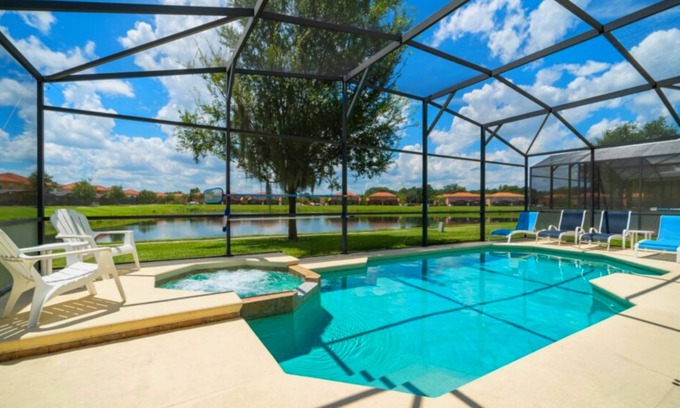 Bellavida House | Ideal Group Retreat at Casa para Grupos in Orlando, FL