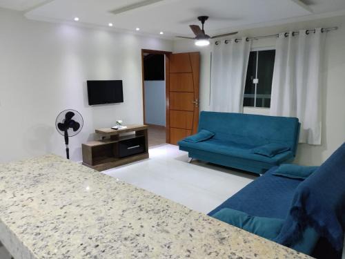 Palmeiras House | Charming Casa para Temporada: Family-Friendly Retreat