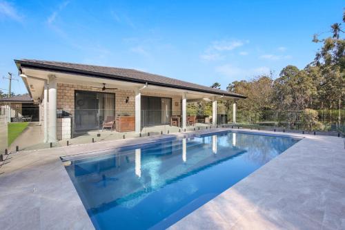 Korora House | Discover Casa Paradiso: Family-Friendly & Guest Rated 9.8