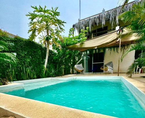 Barra de Colotepec House | Casa Patio