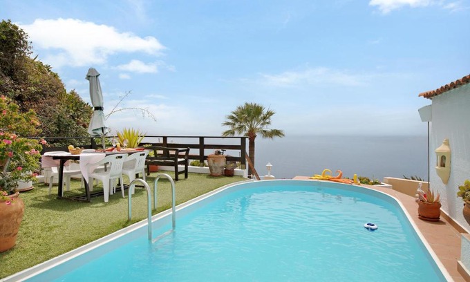 Puntillo del Sol Apartment | Indulge at Casa Pelican: Poolside Retreat with 9.2 Rating