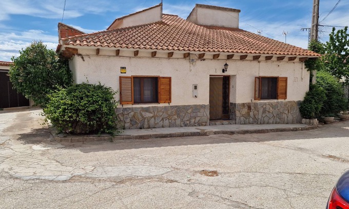 La Gila House | Explore Casa PepeluyPat: Family & Pet-Friendly Retreat