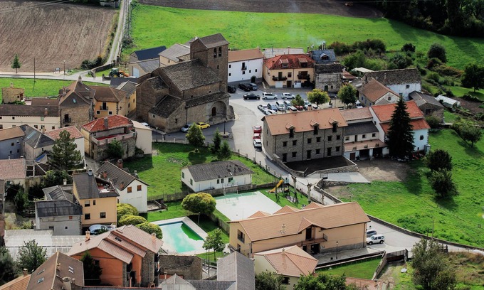 Yebra de Basa Cottage | Discover Casa Pérez: A Cozy Retreat in the Pyrenees