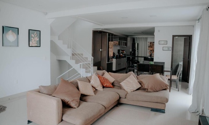 Itacorubi House | Ideal Stay at Casa Itacorubi: Family-Friendly Comfort