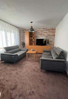 Montabaur Apartment | Family-Friendly Casa Philippi with Kitchen Amenities