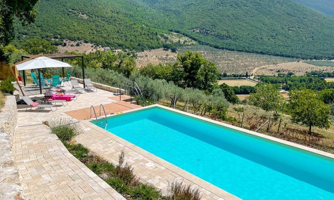 Bovara Villa | Casa Pietrina: Elegant Three-Bedroom Villa with Pool
