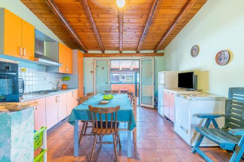 Agnone Bagni Apartment | Casa Pina a due passi dal mare