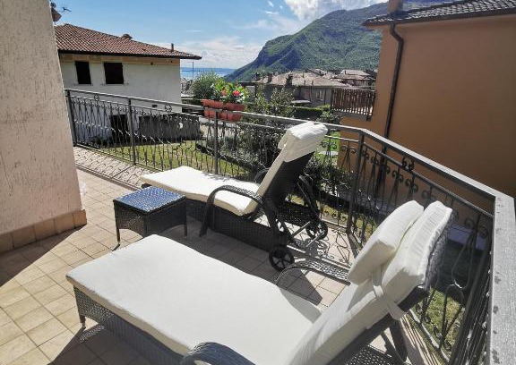 Gardola Apartment | Family-Friendly Retreat at Casa Pina - Rated 9.3/10