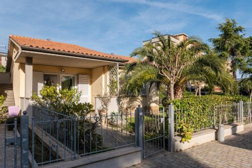Follonica House | Pet and Child Friendly Escape at Casa Pineta, Rated 9.8