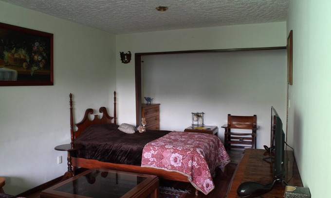 Guadalajara House | Experience Home-Like Comfort at Casa Piztache