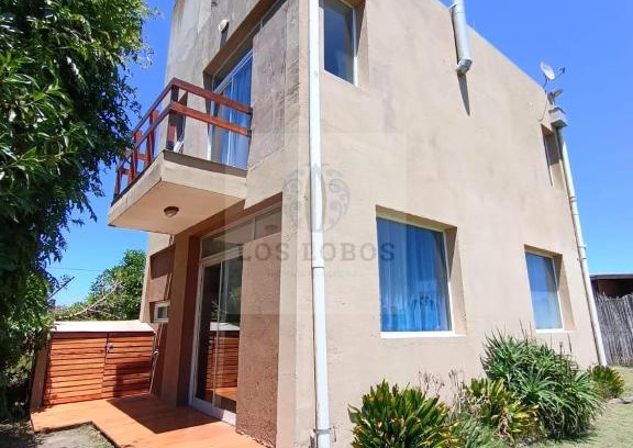 Colonia Chapadmalal House | Family-Friendly Retreat at Casa Playa los Lobos
