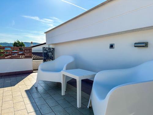 Cannara Apartment | Casa Polgabe - Family-Friendly Retreat with Stunning Views