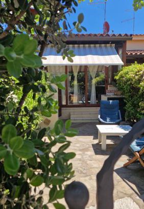 San Teodoro House | Charming Casa Poseidon: Oceanfront Family Getaway