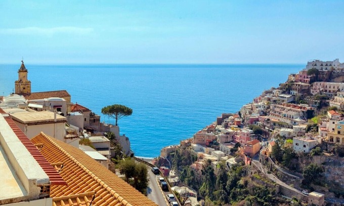 Montepertuso Apartment | Modern Apartment with Terrace and Breathtaking Sea Views