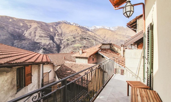 Garzeno Apartment | Casa Pozzi: Family-Friendly Stay with a Perfect 10 Rating