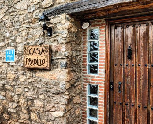 Castilruiz House | Top-Rated Casa Pradillo: Pet & Child Friendly Retreat